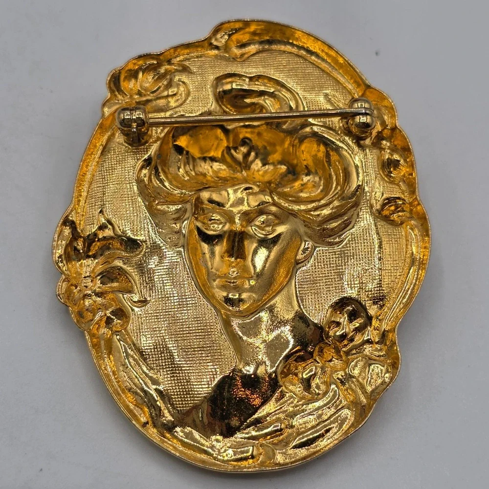 Vintage Art Nouveau Style Gibson Girl Brooch Gold Tone Lady Portrait Pin Cameo